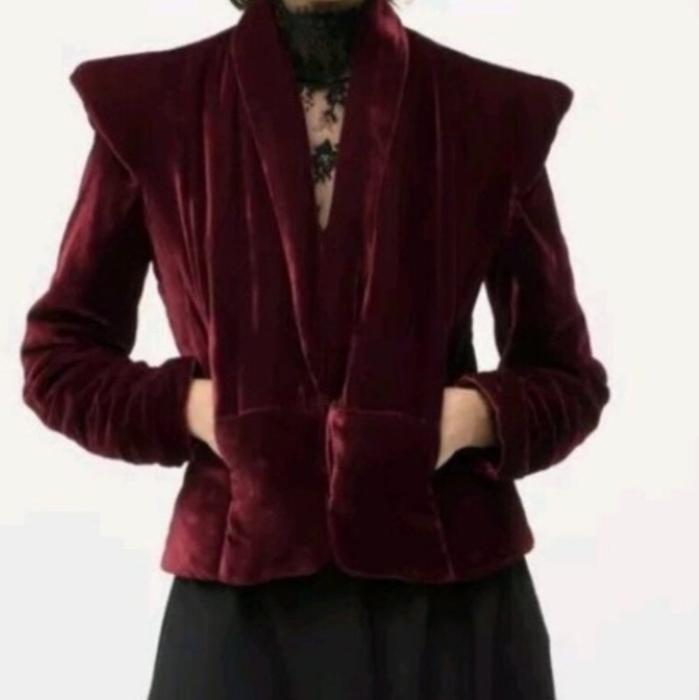 Zara Womens Jacket Burgundy Wine Velvet Quilted Long Sleeve NWOT